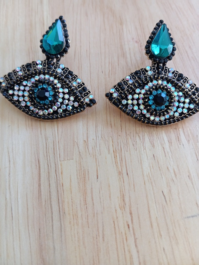 Boucles d'oreille d'inspiration ethnique: Collection Regard Brillant