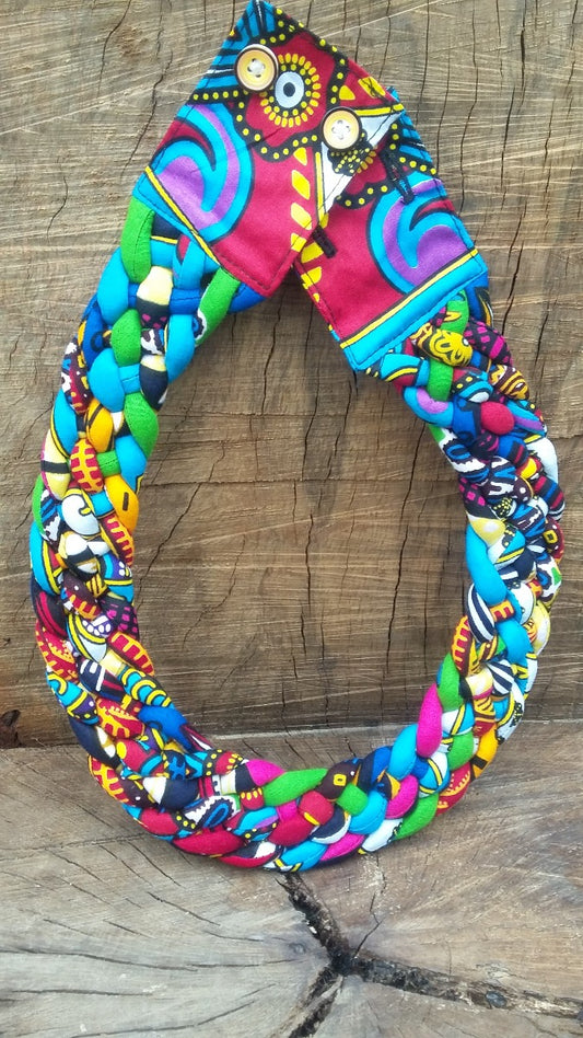 Collier d'inspiration ethnique: l'Entrelacé