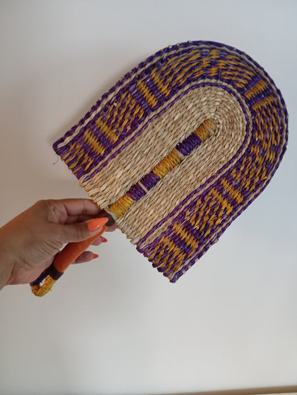 Fifalan: Eventail - En paille tissée - coloré violet