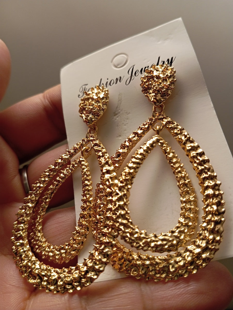 Boucles d'oreille d'inspiration ethnique: Maliba