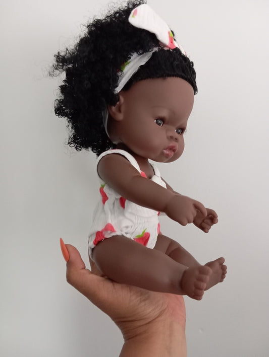 Maéva: Poupée Articulée de 33 cm