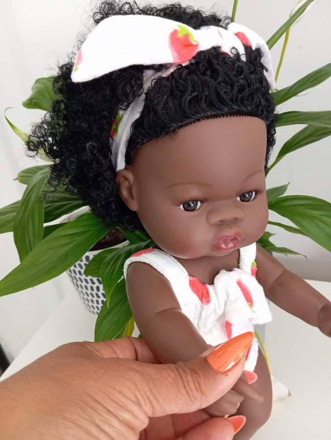 Maéva: Poupée Articulée de 33 cm