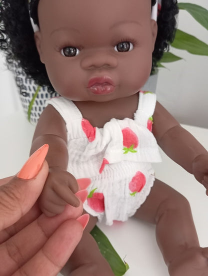 Maéva: Poupée Articulée de 33 cm