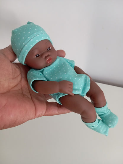 Mon Petit Zoumana: Poupon - Articulé de 20 cm