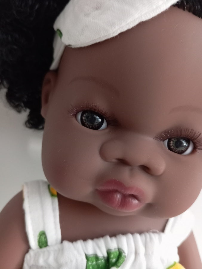 Pamela: Poupée Articulée de 33 cm