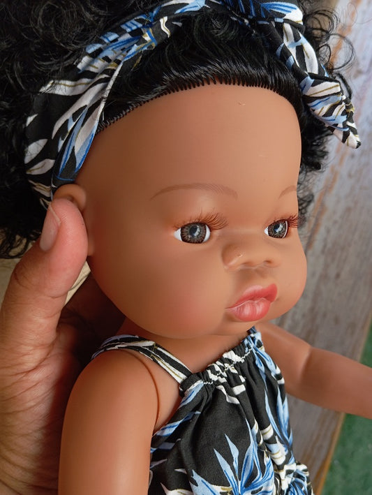 Shay: Poupée Articulée de 33 cm