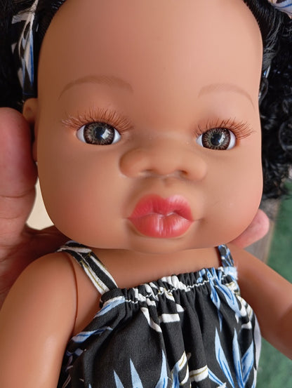 Shay: Poupée Articulée de 33 cm