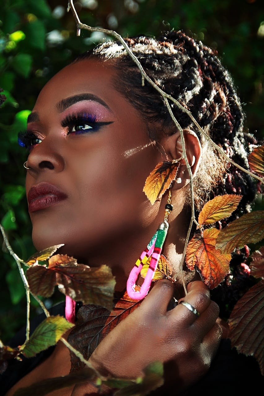 Boucles d'oreille d'inspiration ethnique : les Dynamiques