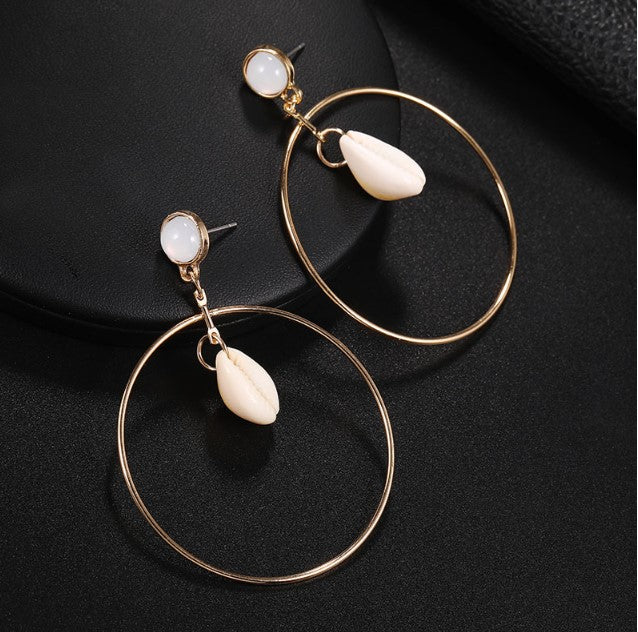 Boucles d'oreille d'inspiration ethnique: Les Créoles Cauri