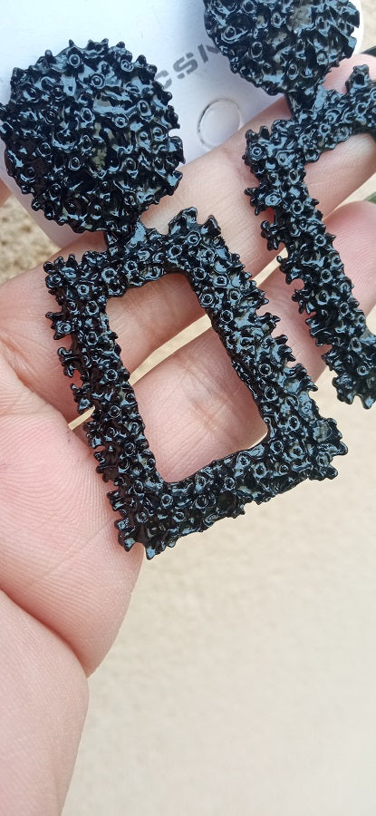 Boucles d'oreille d'inspiration ethnique: Les You