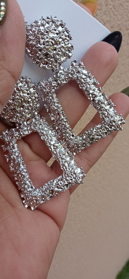 Boucles d'oreille d'inspiration ethnique: Les You