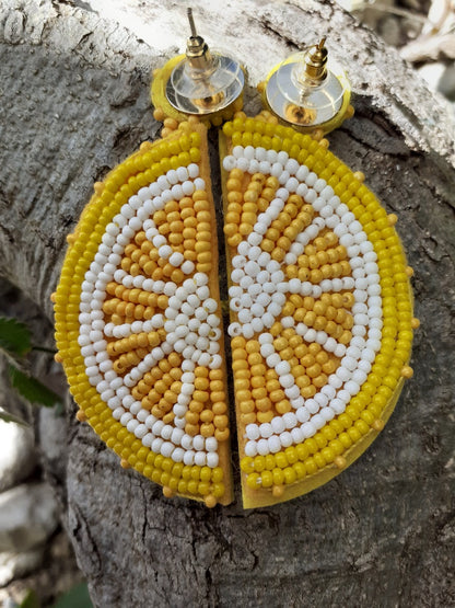 Boucles d'oreille d'inspiration ethnique: Les Fruités Jaunes