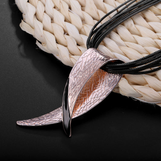 Collier d'inspiration ethnique: l'Interdit Pink Gold