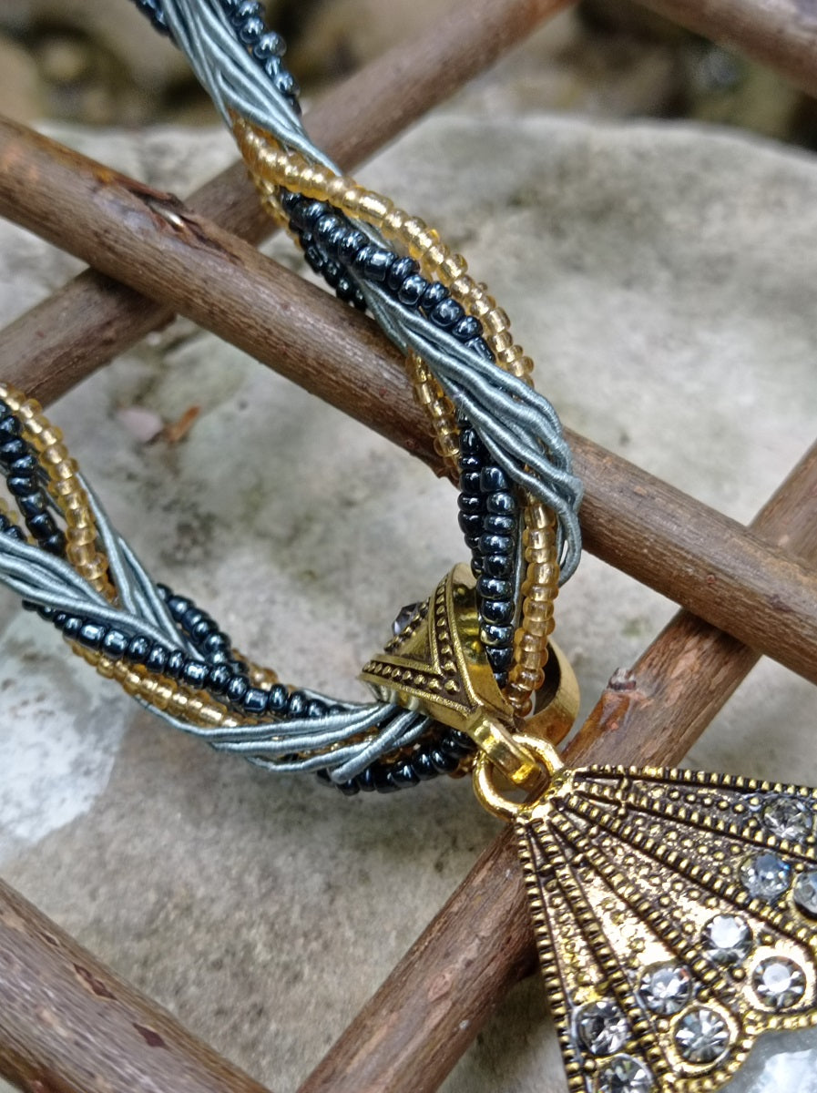 Inspiration Ethnique Collier Opale Verte et Grise