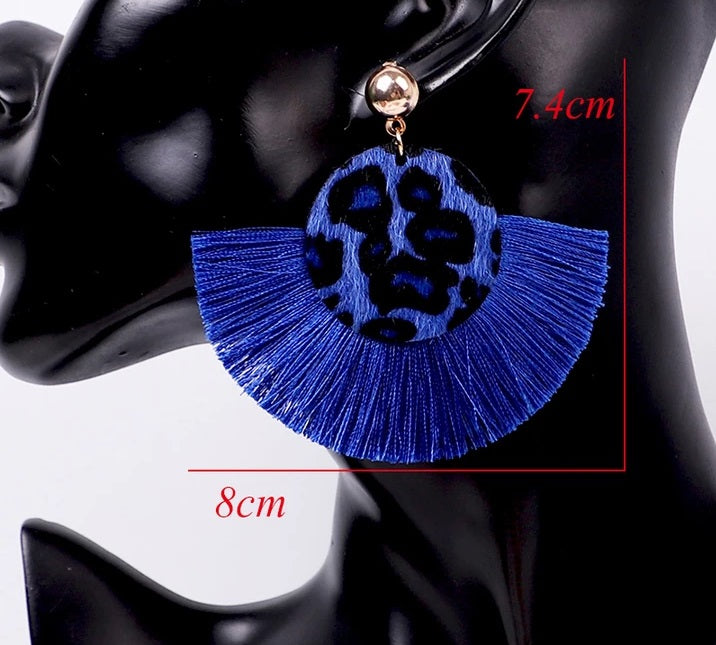 Boucles d'oreille d'inspiration ethnique: Savage Doré