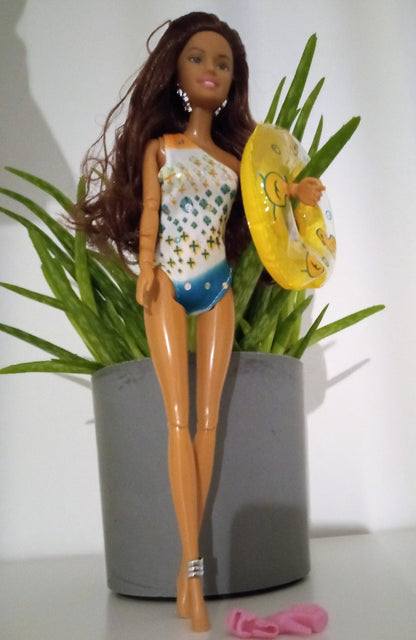 Poupée Gazelle - Djeneba - Articulée de 30 cm