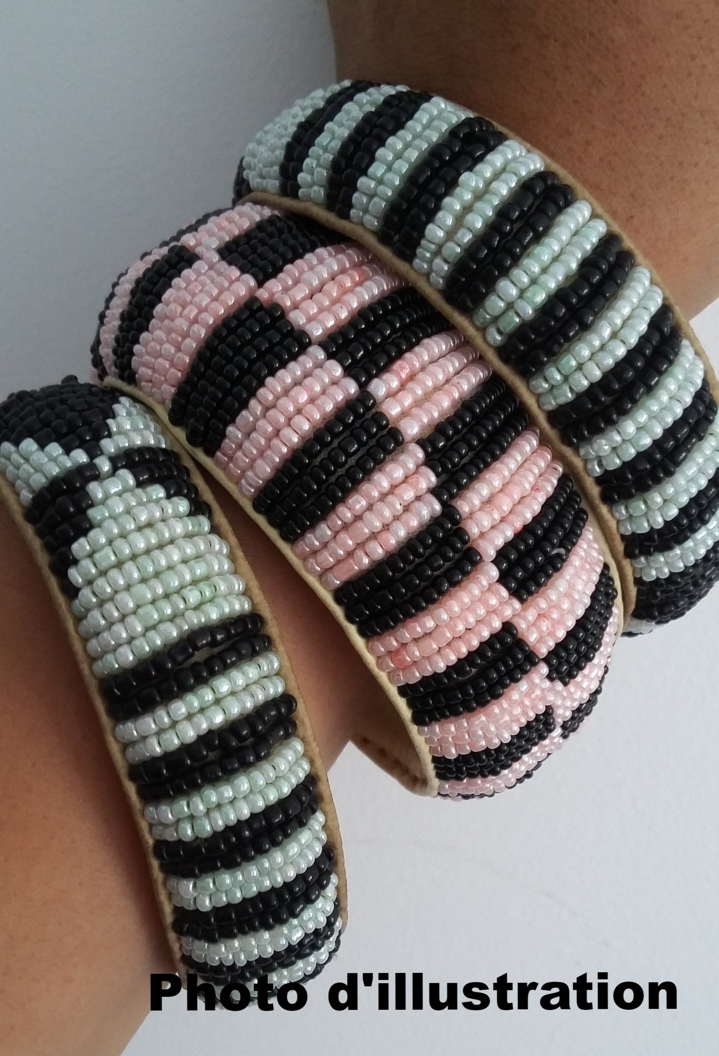 Bracelet d'inspiration ethnique: Cuir perles fin