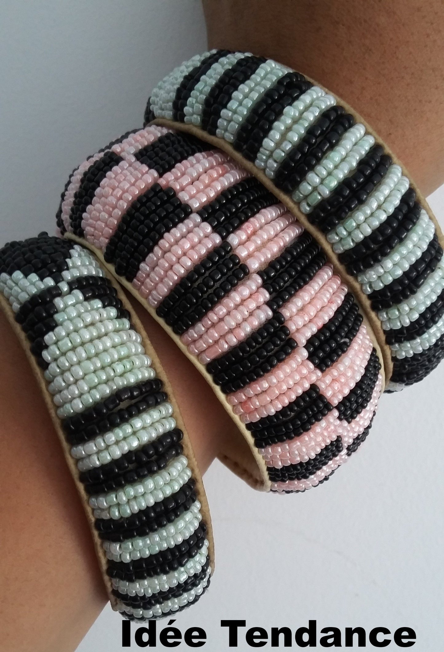 Bracelet d'inspiration ethnique: Cuir perles fin
