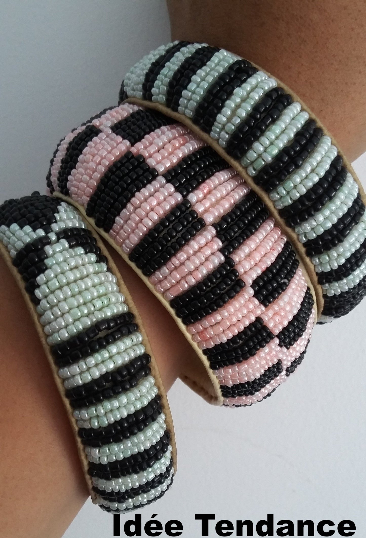 Bracelet d'inspiration ethnique: Cuir perles épais