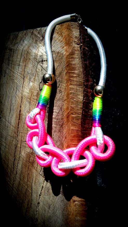Inspiration Ethnique Collier Le Néon Rose