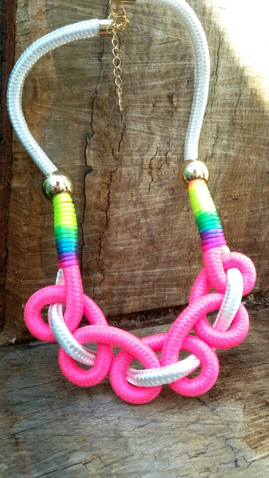Inspiration Ethnique Collier Le Néon Rose