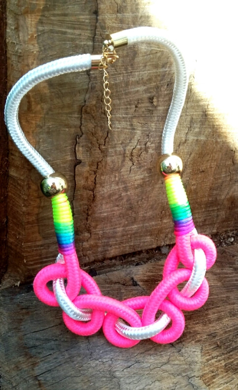 Inspiration Ethnique Collier Le Néon Rose