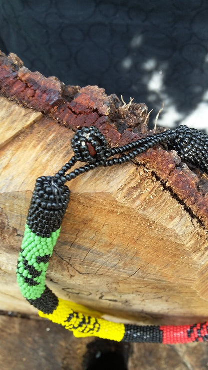 Collier d'inspiration ethnique: Terre d'Afrique